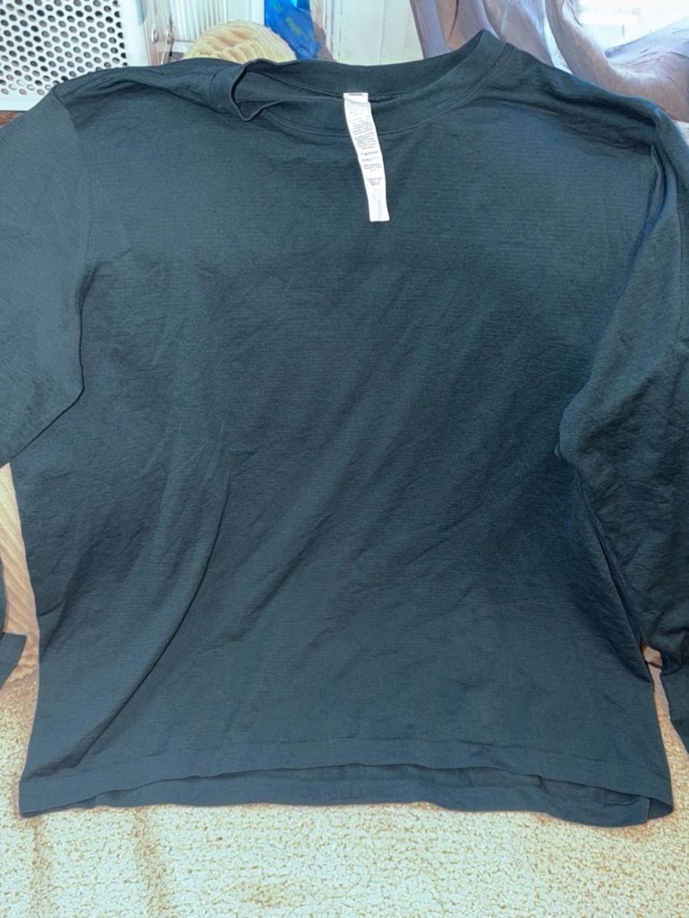 Womens Lululemon Long Sleeve Relaxed fit Swiftly